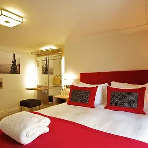 The Halcyon Hotel